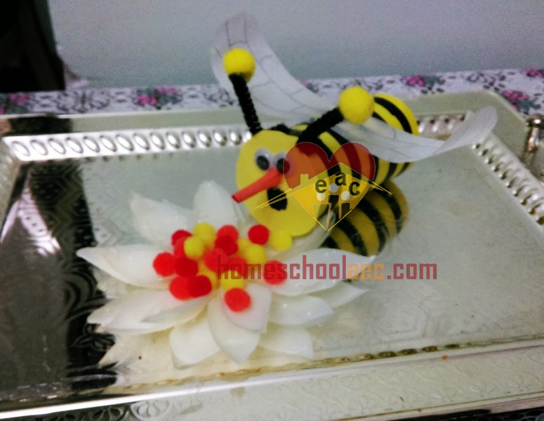 paper roll bee craft