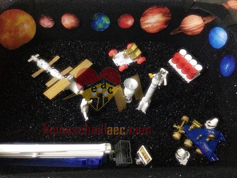 solar system sensory play