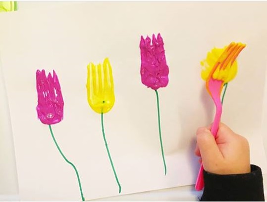 fork tulip painting